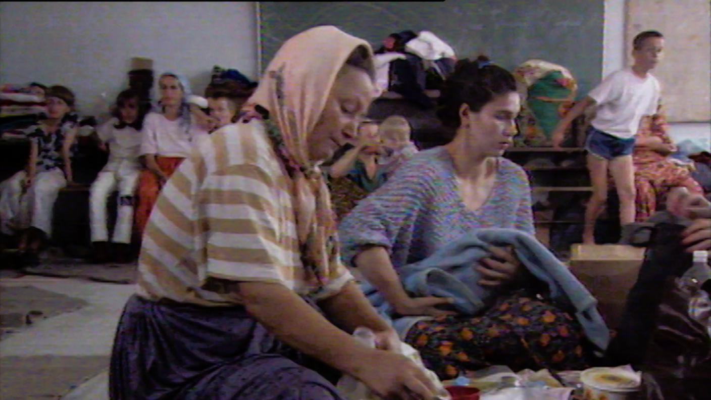2322583_Telegiornale_20_Profughi_di_Srebrenica.JPG