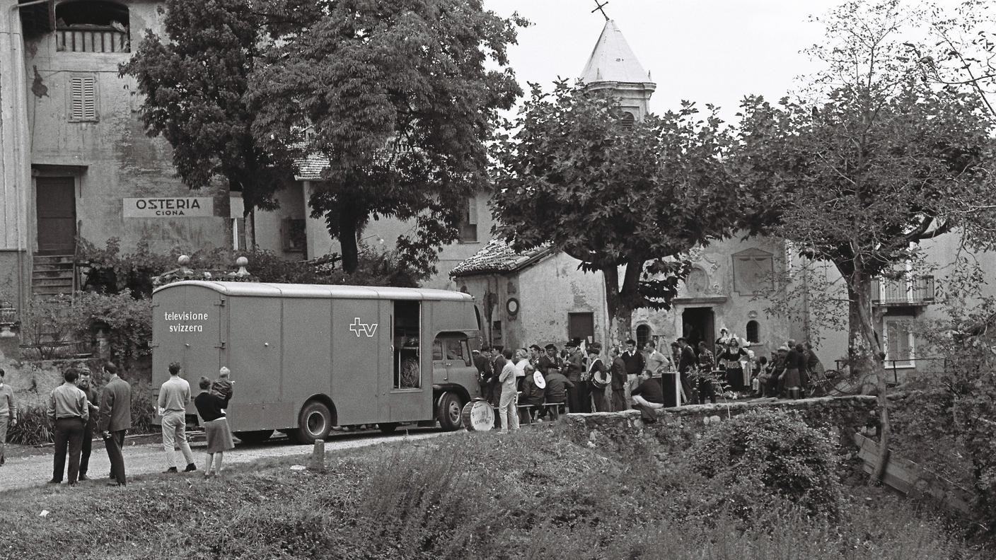 L'Olanda saluta la Svizzera. Carona (Ciona), 1968