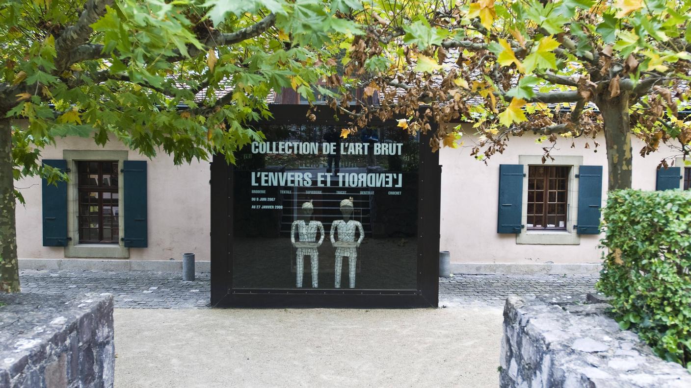 Losanna – L'ingresso della Collection de l'art brut, inaugurata nel febbraio 1976.