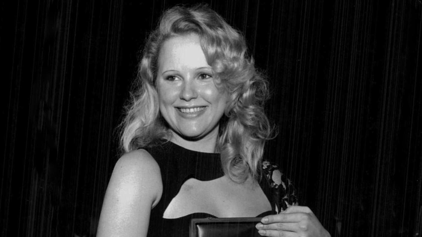 Gilda durante la premiazione del Festival della canzone italiana di Sanremo 1975