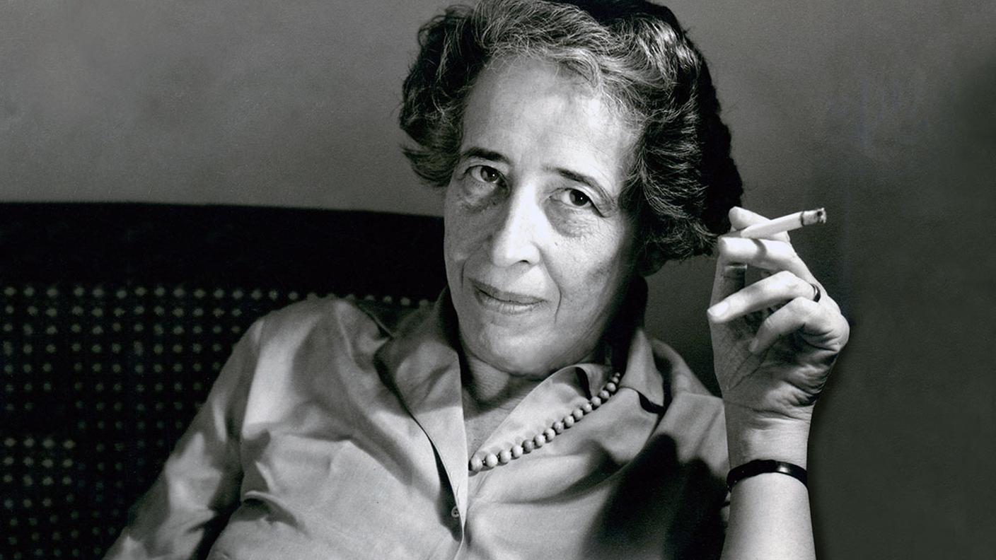 arendt_smoking_classic-3x2.jpg