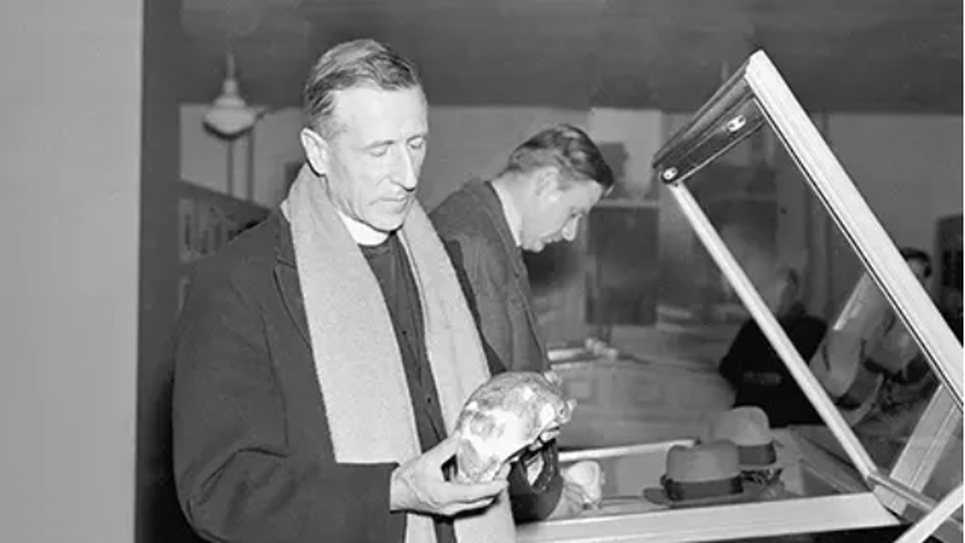 Teilhard de Chardin .PNG
