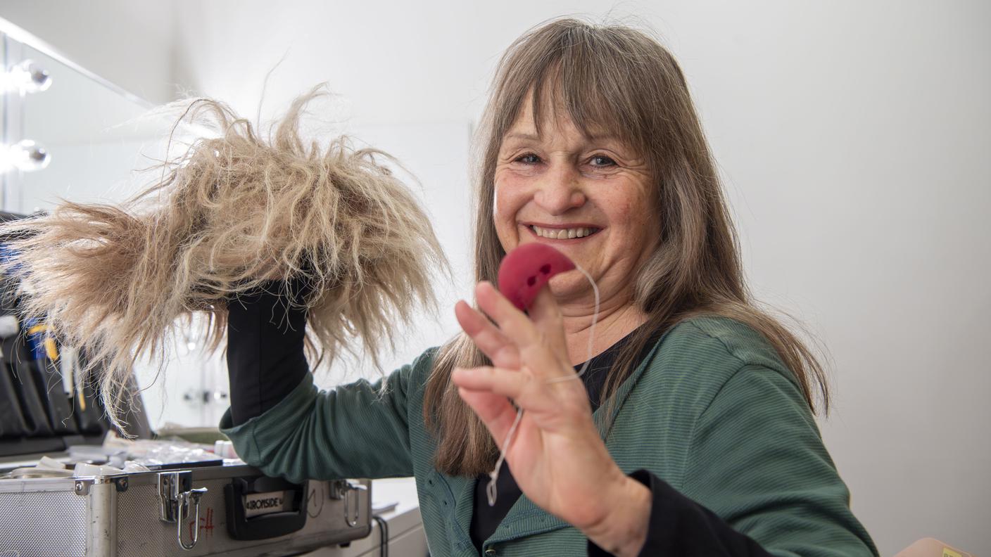 Gardi Hutter in camerino per "Giovanna d’ArPpo", Teatro Sociale di Bellinzone