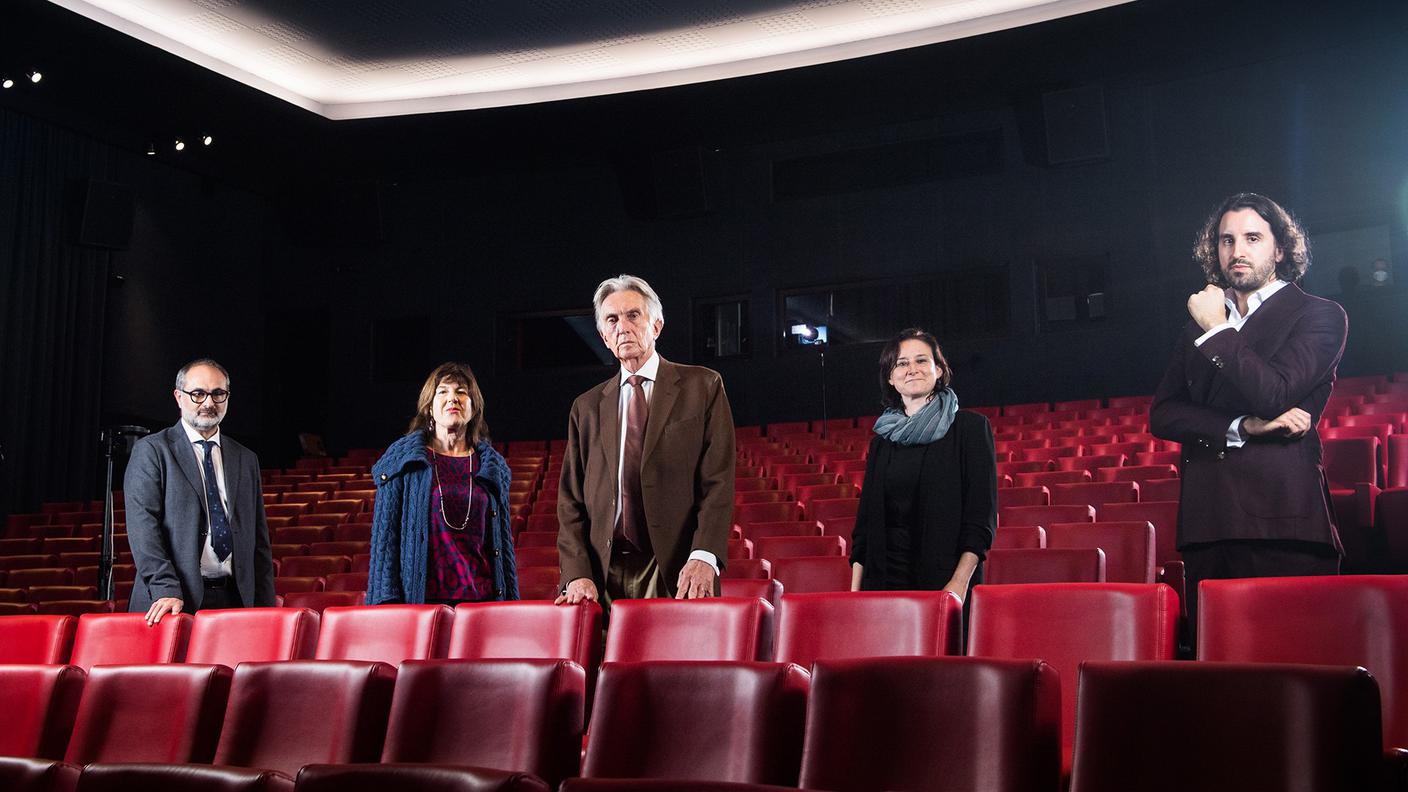 Giona A. Nazzaro, Nadia Dresti, (responsabile ad interim della direzione artistica e del coordinamento di Locarno Pro), Marco Solari (presidente), Simona Gamba (vice direrttrice operativa), Raphaël Brunschwig (direttore operativo)