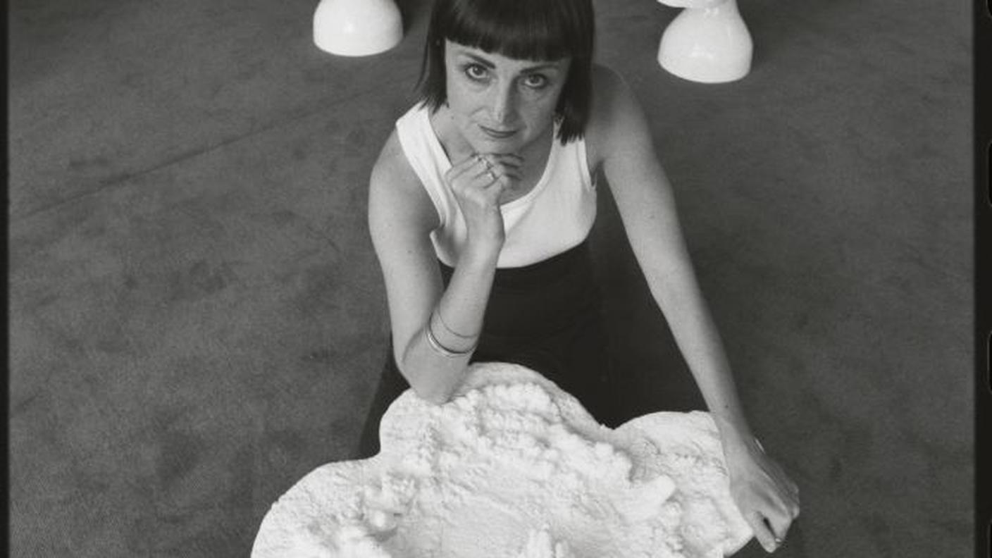 Helen Chadwick, Piss Flowers, dalla mostra 'Helen Chadwick. Effluvia', 1994, Serpentine Gallery