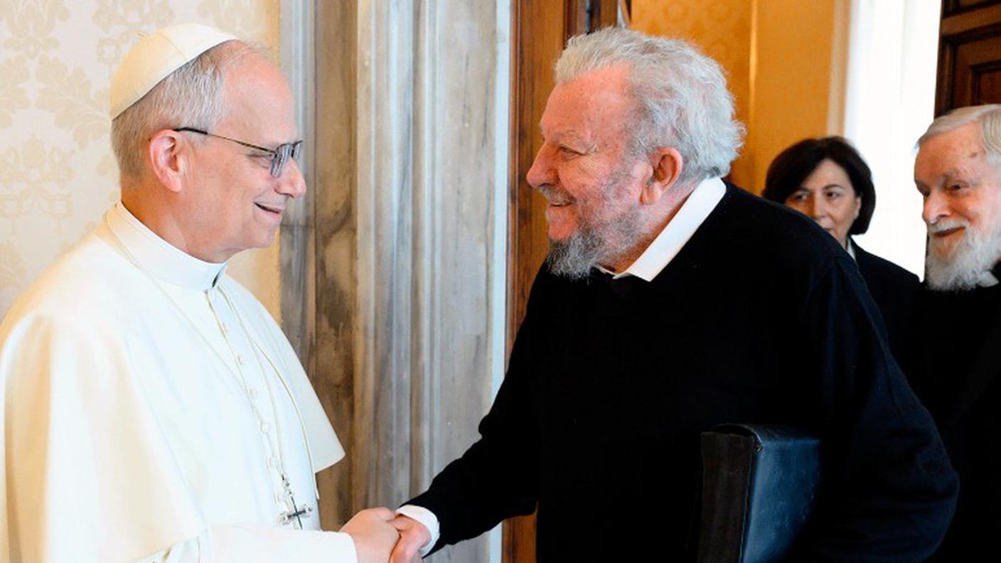 Papa Leone XIV con Kiko Arguello, iniziatore del Cammino Neocatecumenale