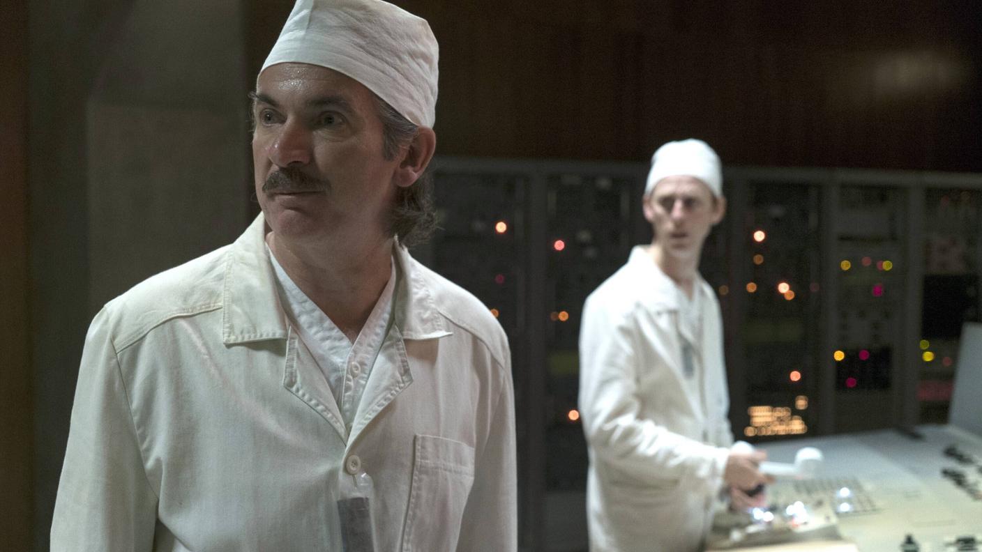 Anatoly Dyatlov, interpretato da Paul Ritter nella serie HBO, principale supervisore dei lavori condotti presso la centrale, nonché uno dei responsabili del disastro avvenuto il 26 aprile 1986