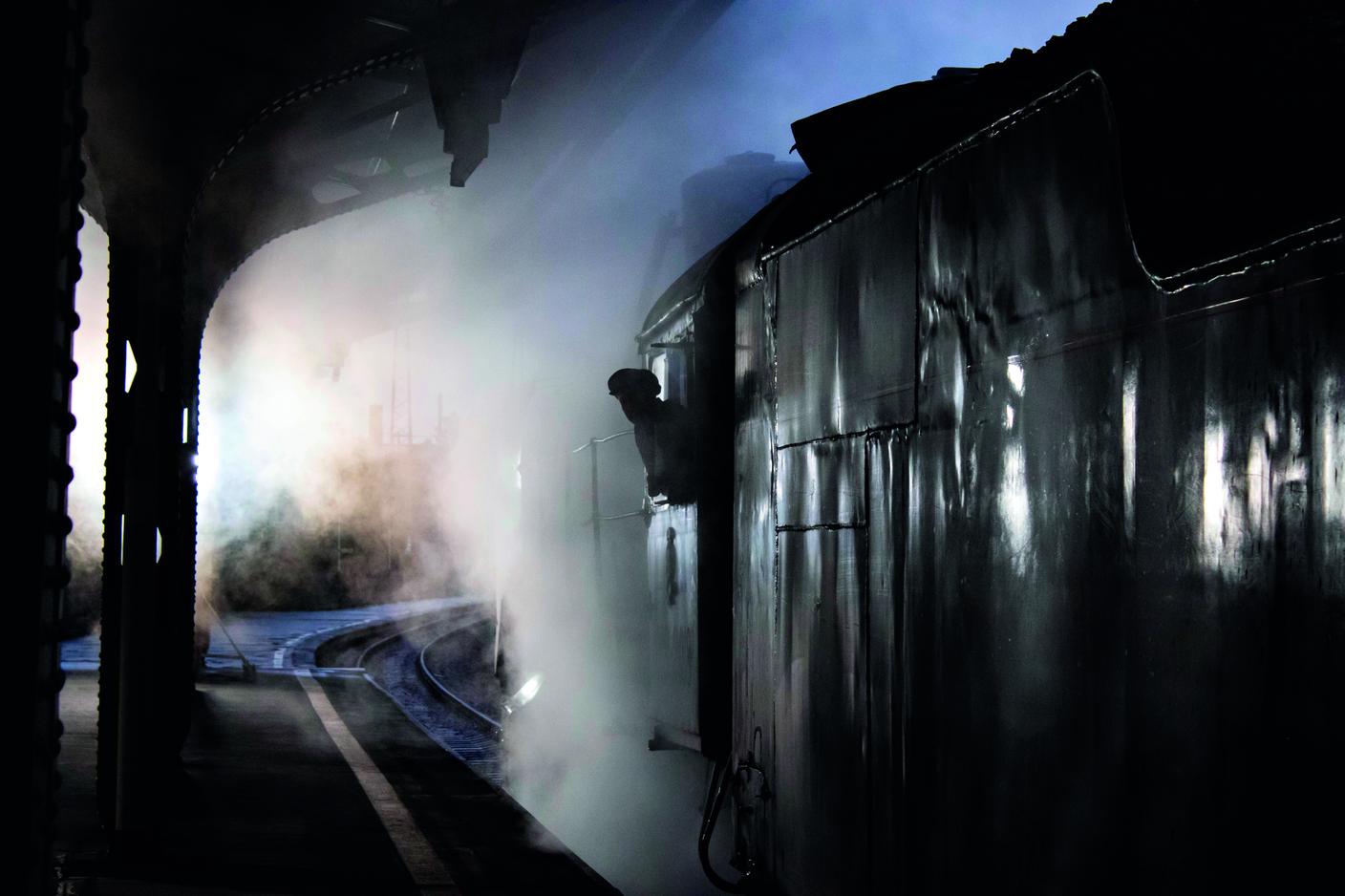 10.Arrival of the steam-train print CMYK.jpg