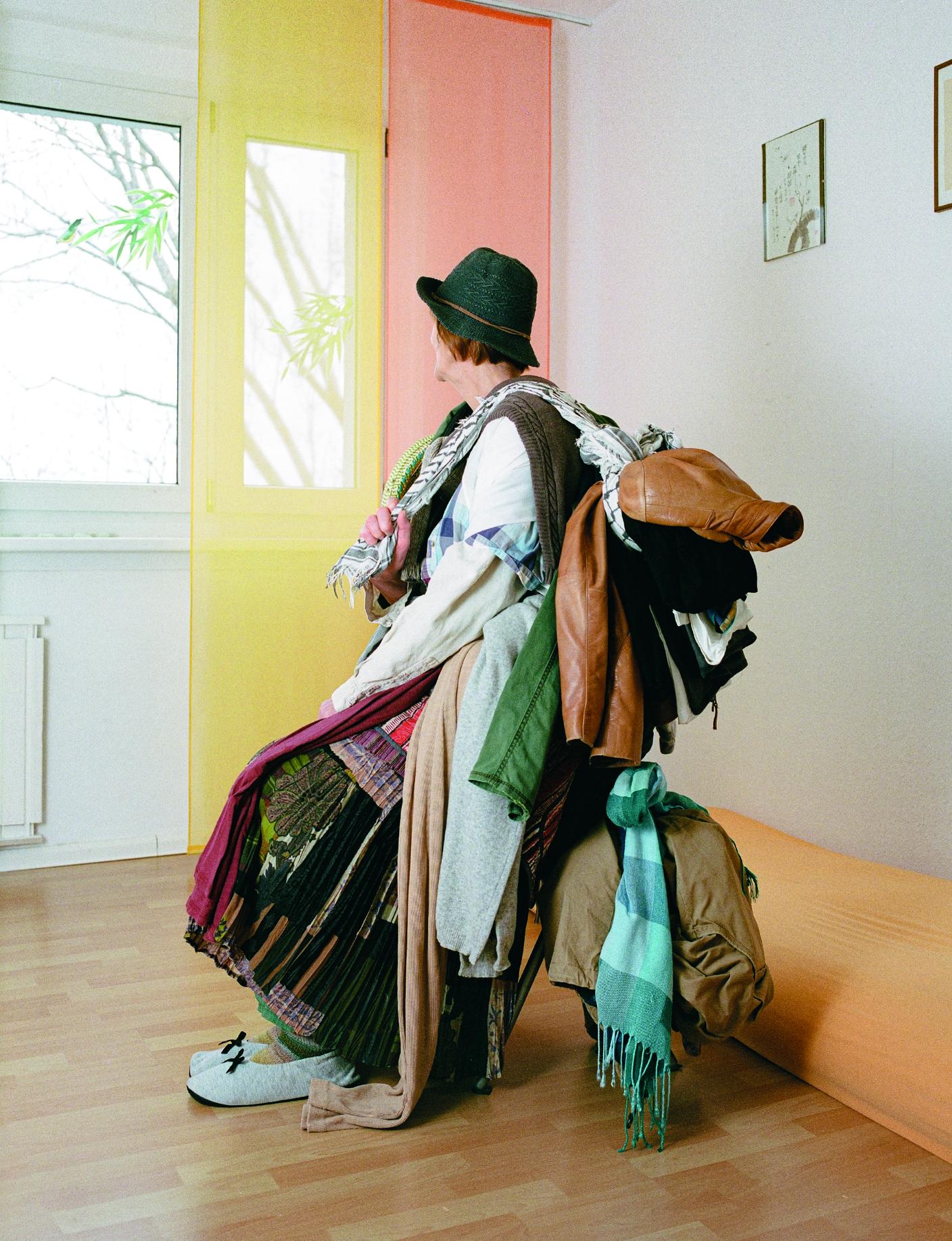 04.Madeleine_Brunnmeier_Gestalten_Hella CMYK.jpg