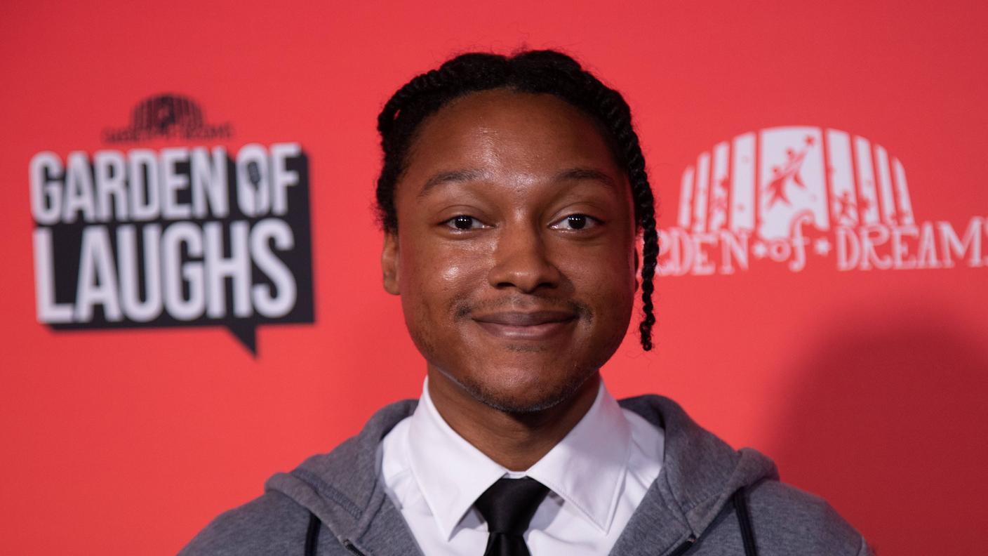 Josh Johnson sul red carpet di Garden of Laughs
