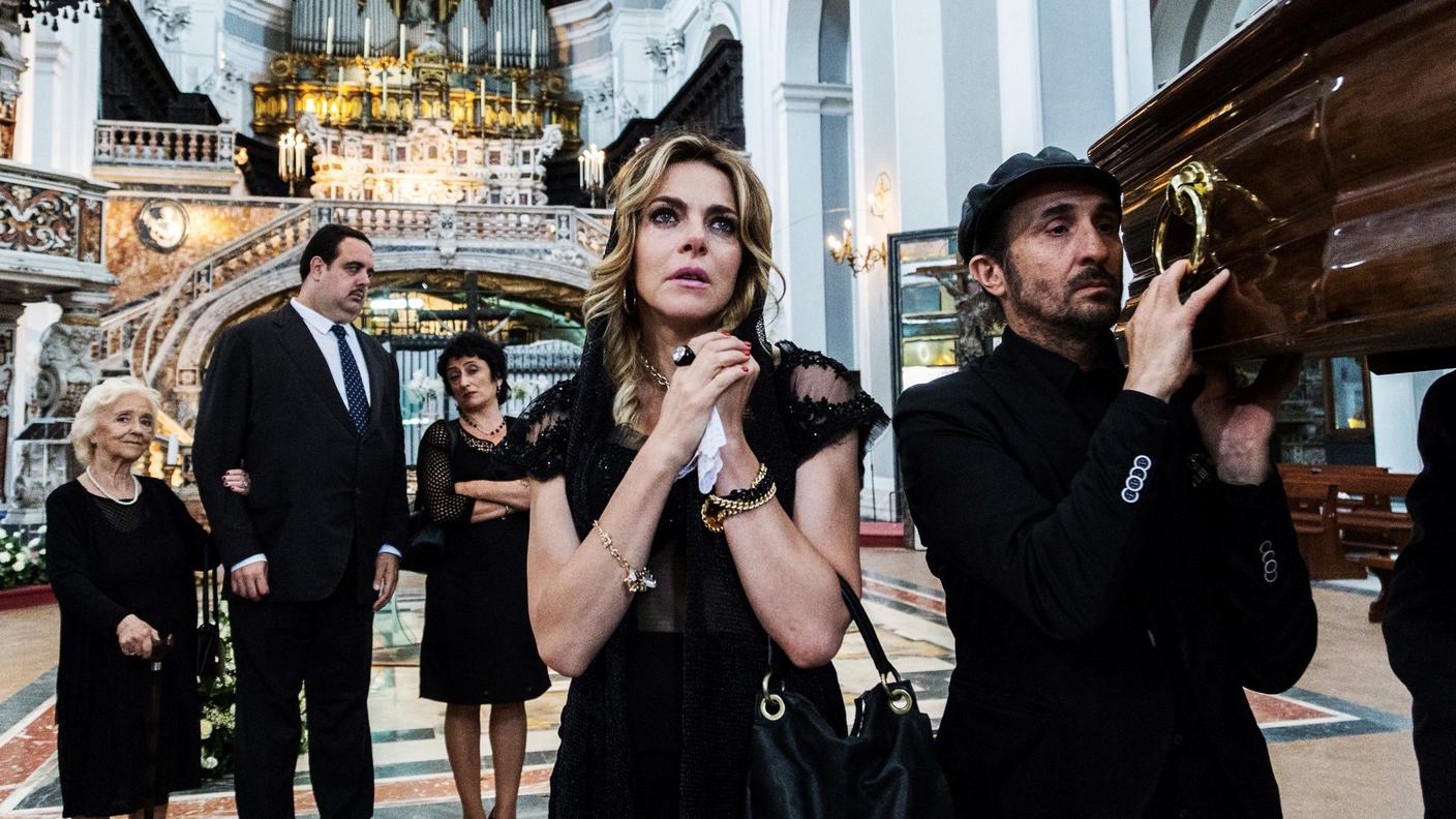 Un'altra scena di Ammore e malavita