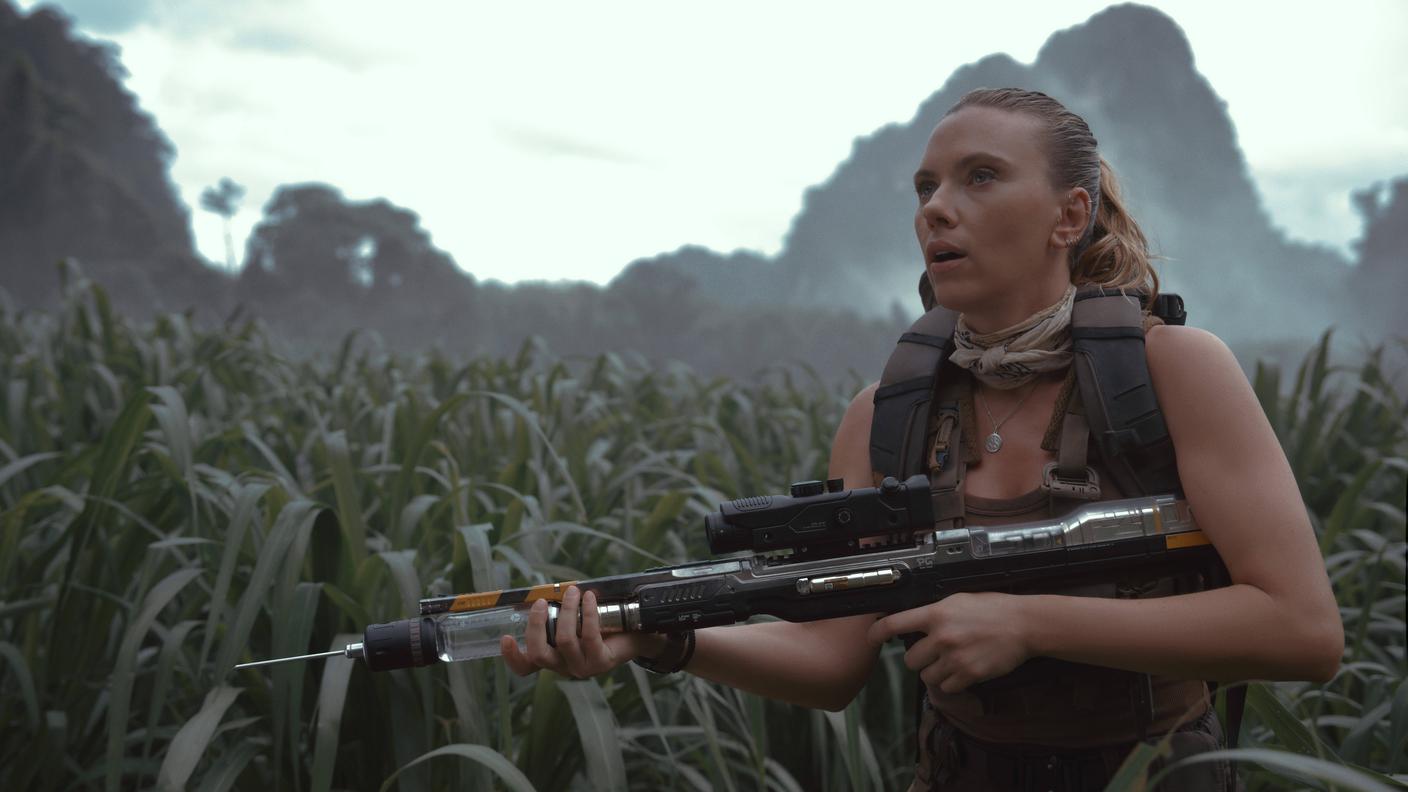 Jurassic World Scarlett Johansson.jpg