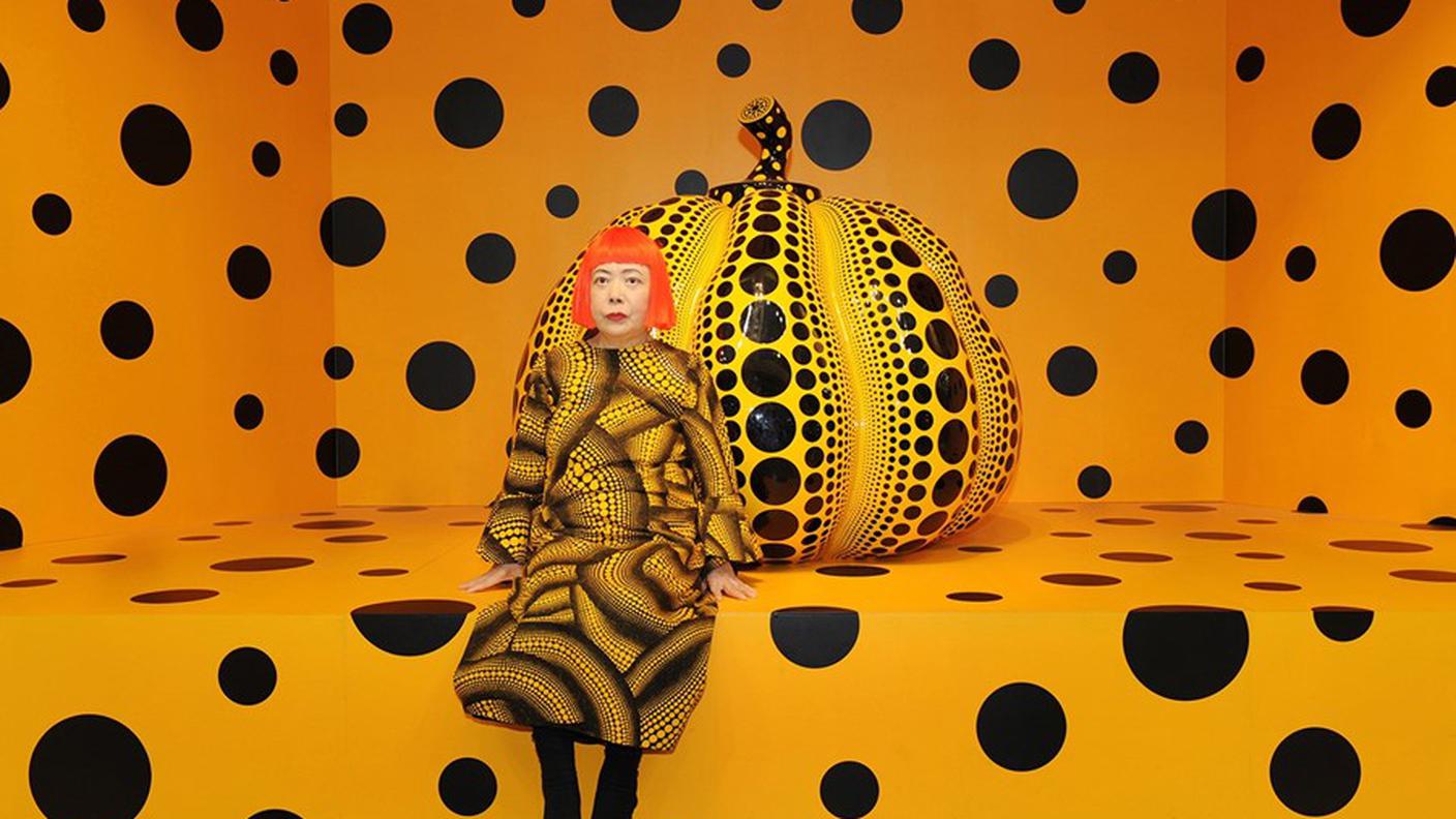 Yayoi Kusama with Pumpkin, 2010