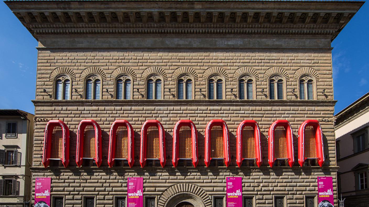 Ai Weiwei, Reframe (Nuova cornice), 2016. Installazione sulla facciata di Palazzo Strozzi, Firenze. Courtesy of Ai Weiwei Studio