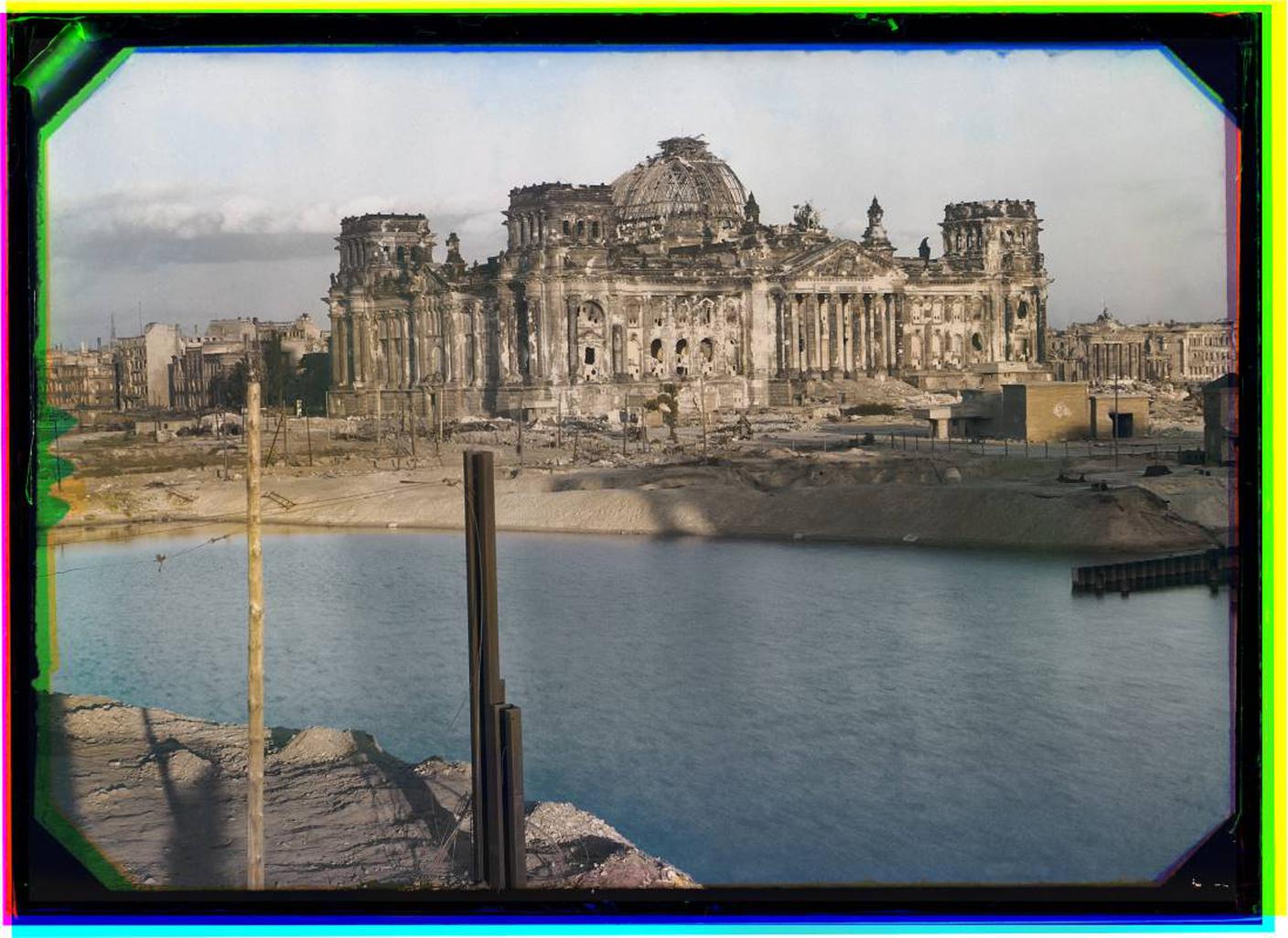 Werner Bischof, Il Reichstag, Berlino, Germania, 1946