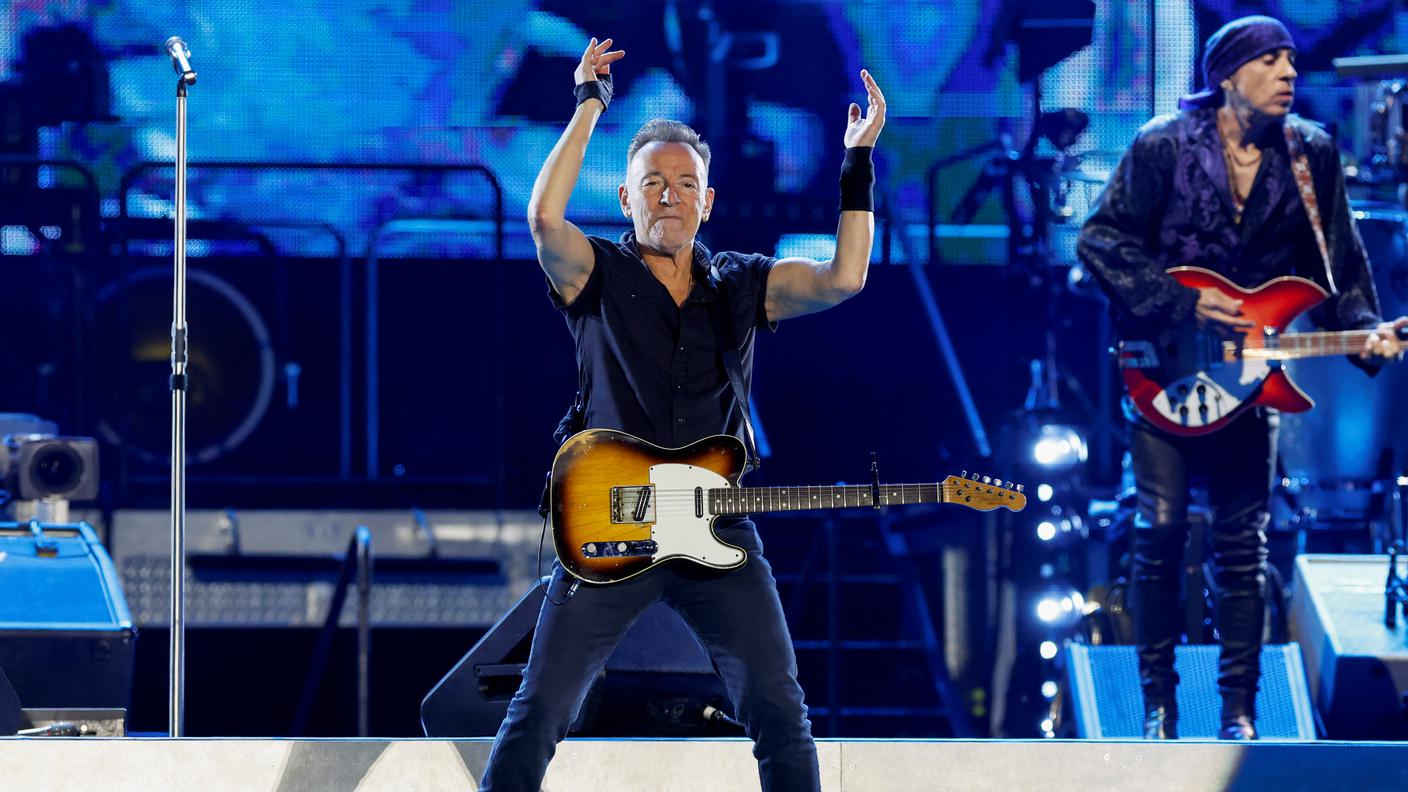 The Wild, the Innocent & the E Street Shuffle RSI