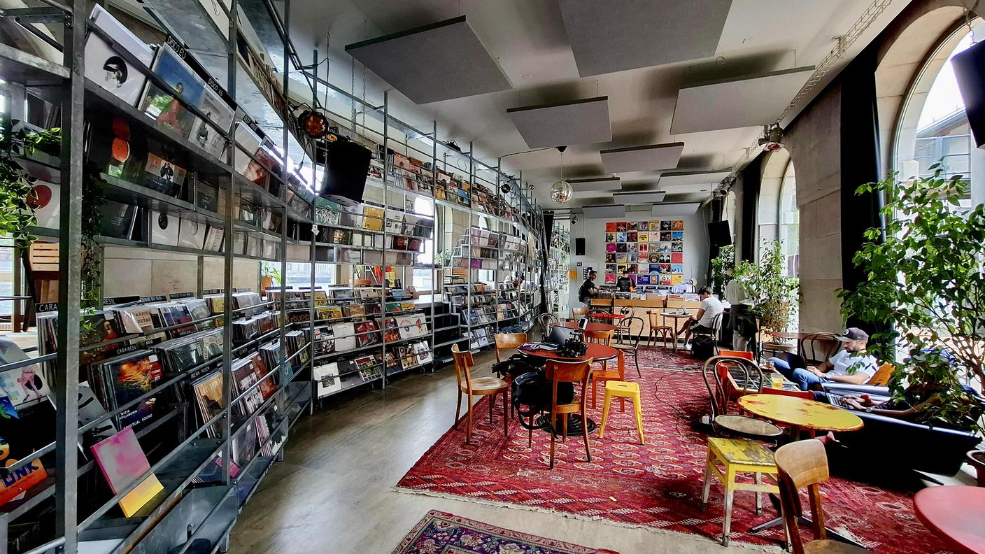 L'interno della sede di Bongo Joe a Ginevra