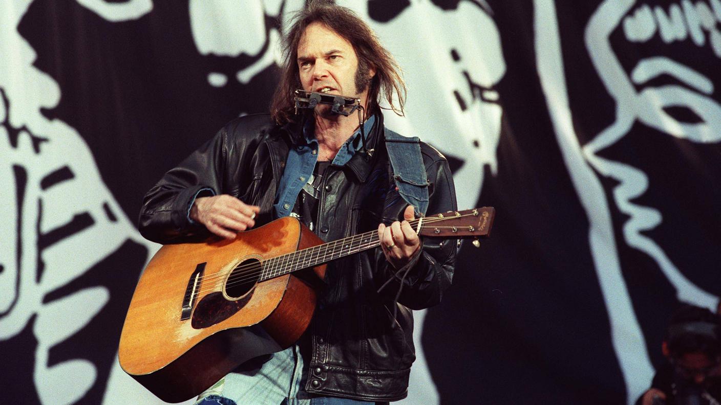 «Keep on rockin' in the free world»