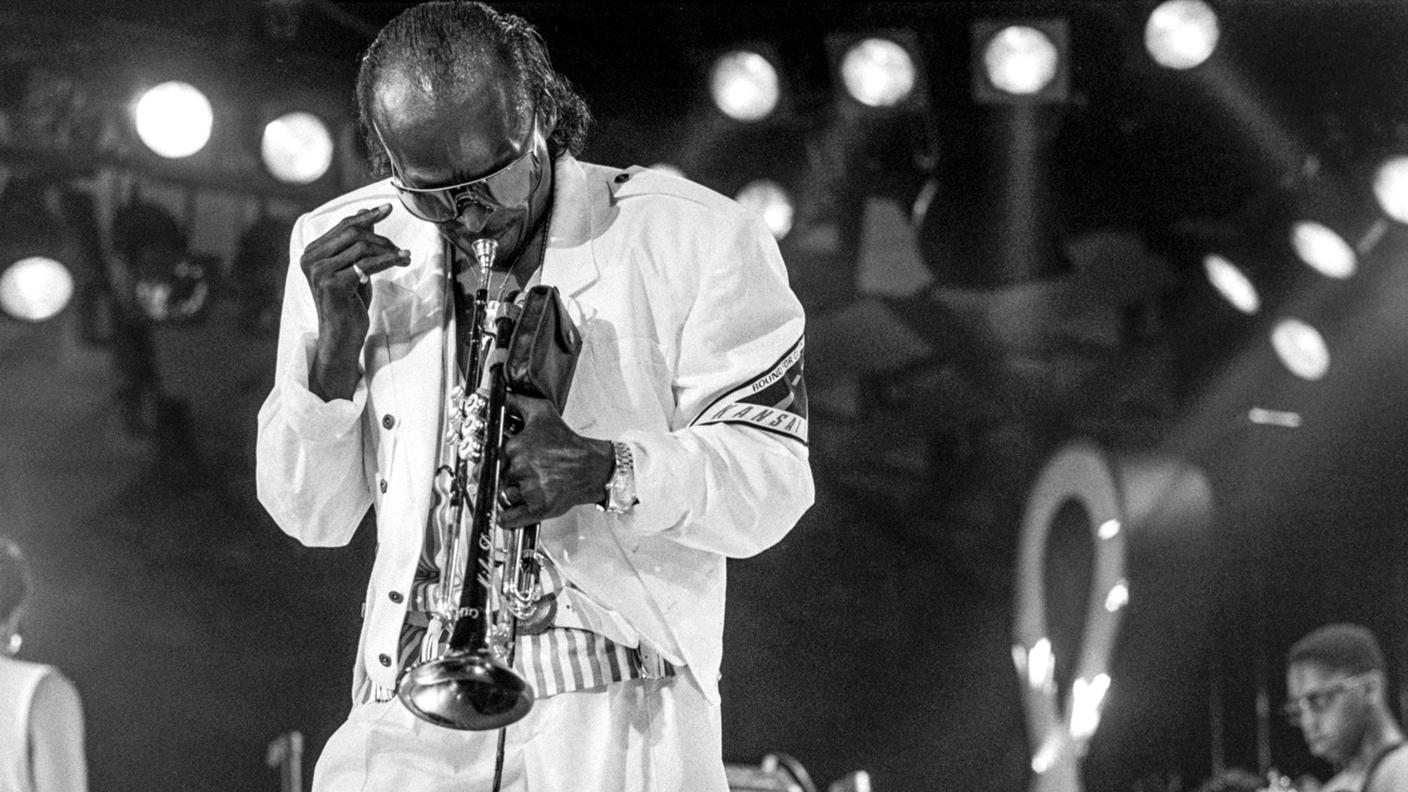 Miles Davis sul palco del Montreux Jazz, 1985