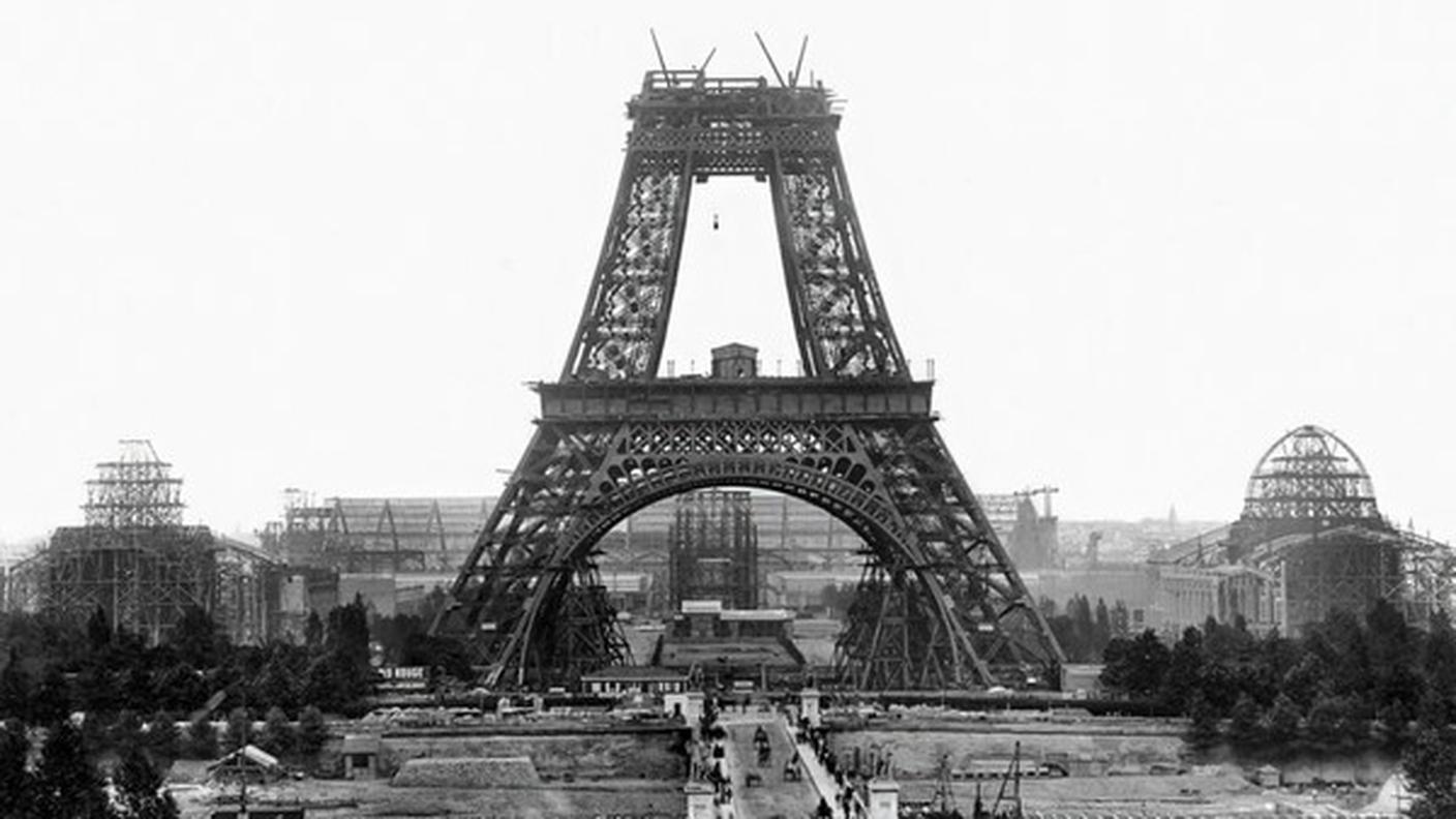 1888 costruzione tour eiffel