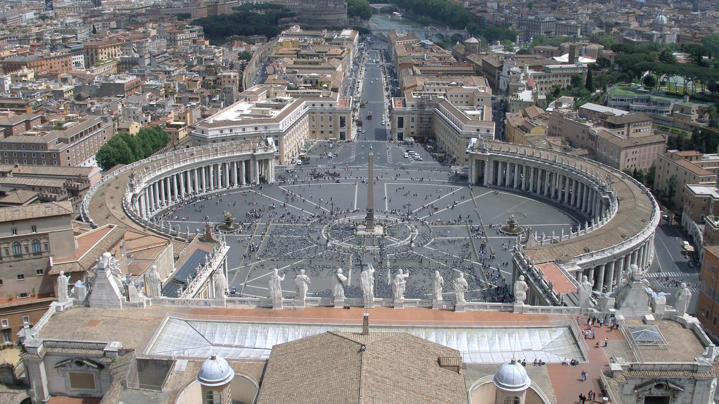 Rome,_Vatican,_Italy,_Saint_Peter's_Square_as_seen_from_Michelangelo_dome.jpg