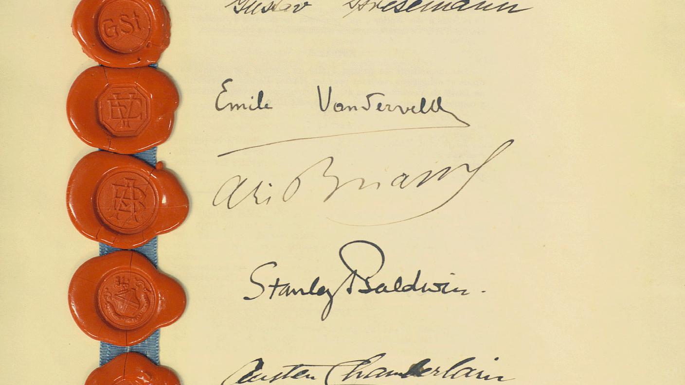 pagina-della-firma-del-trattato-di-locarno.jpg