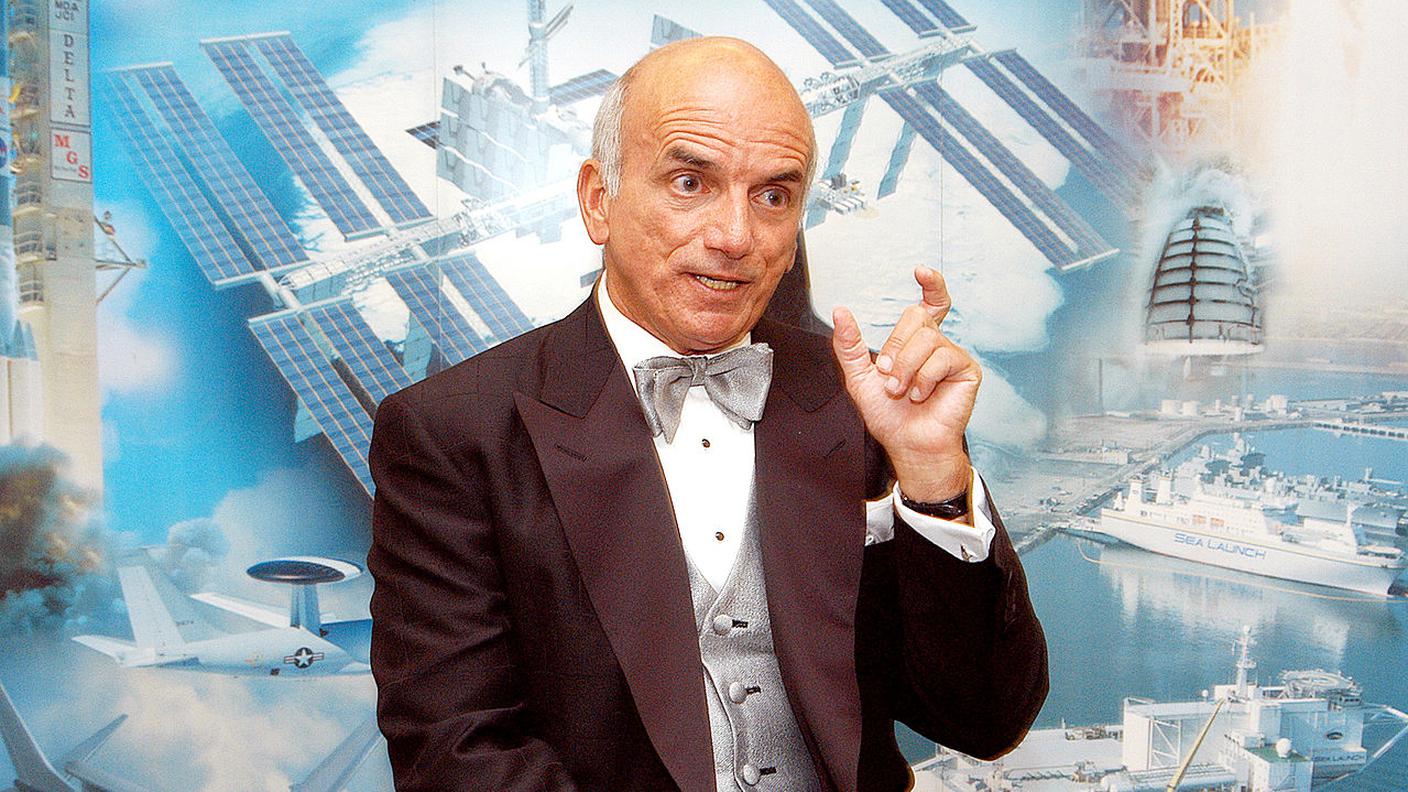 Dennis Tito, il primo cittadino privato a visitare la Stazione Spaziale Internazionale. 