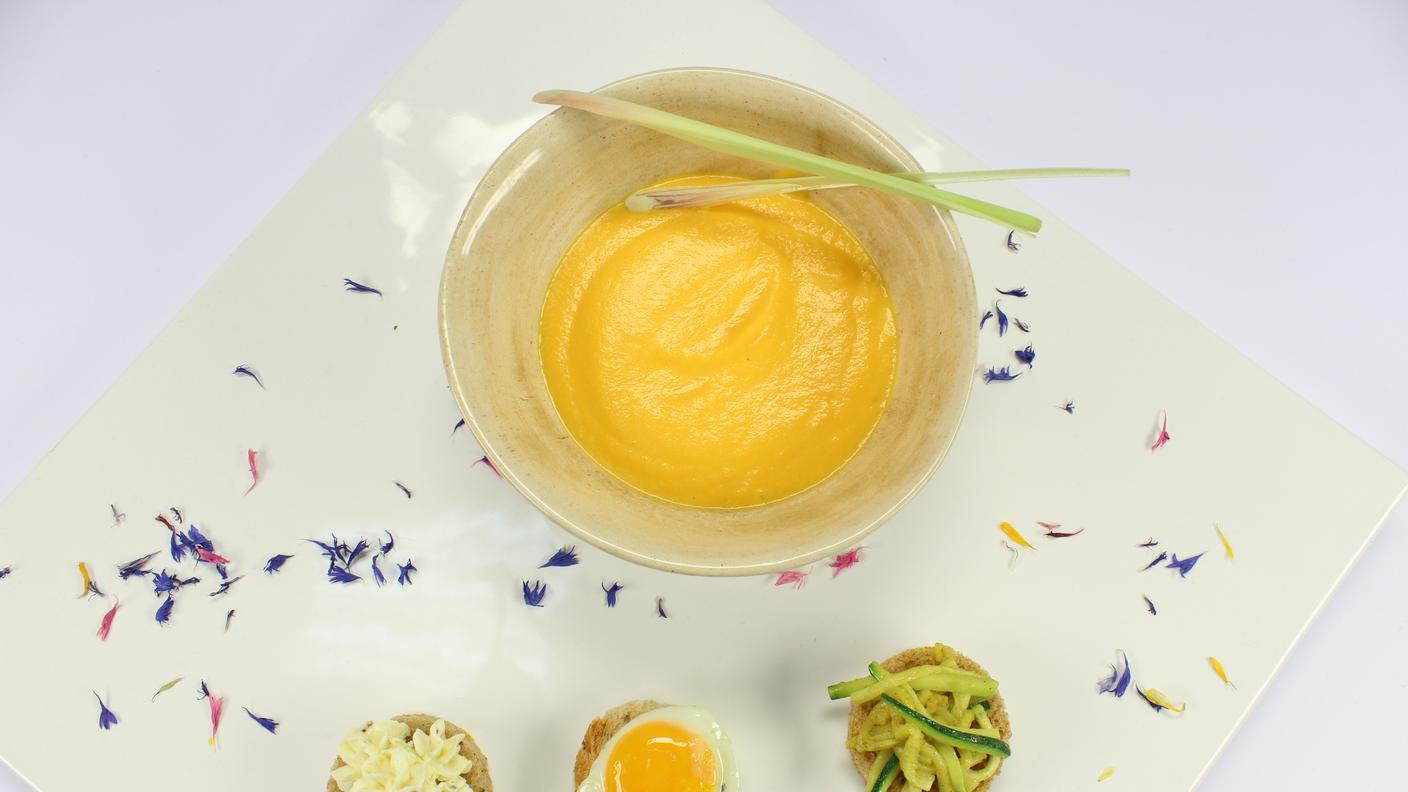 Vellutata di carote al lemongrass e i suoi profumi