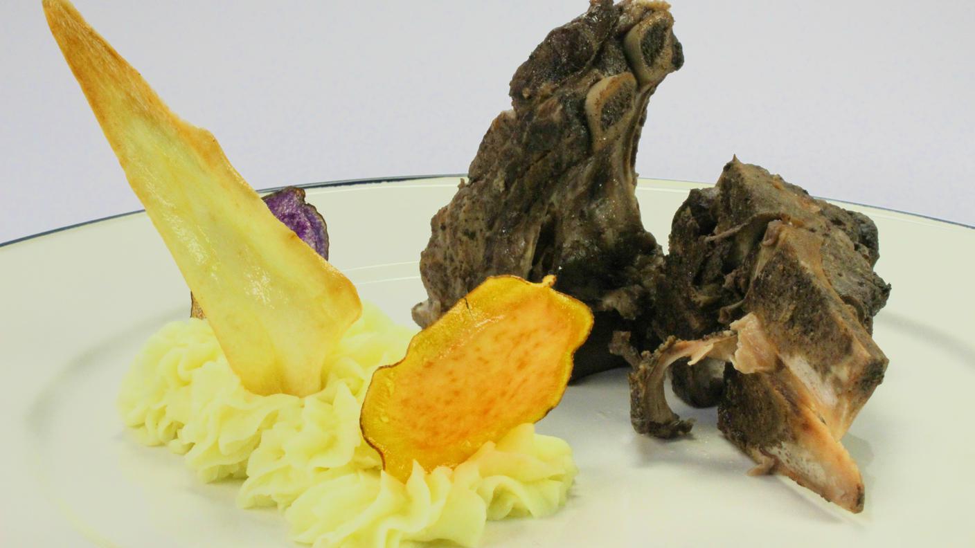 “Oss in begia”, puré di patate profumato al wasabi e chips colorate