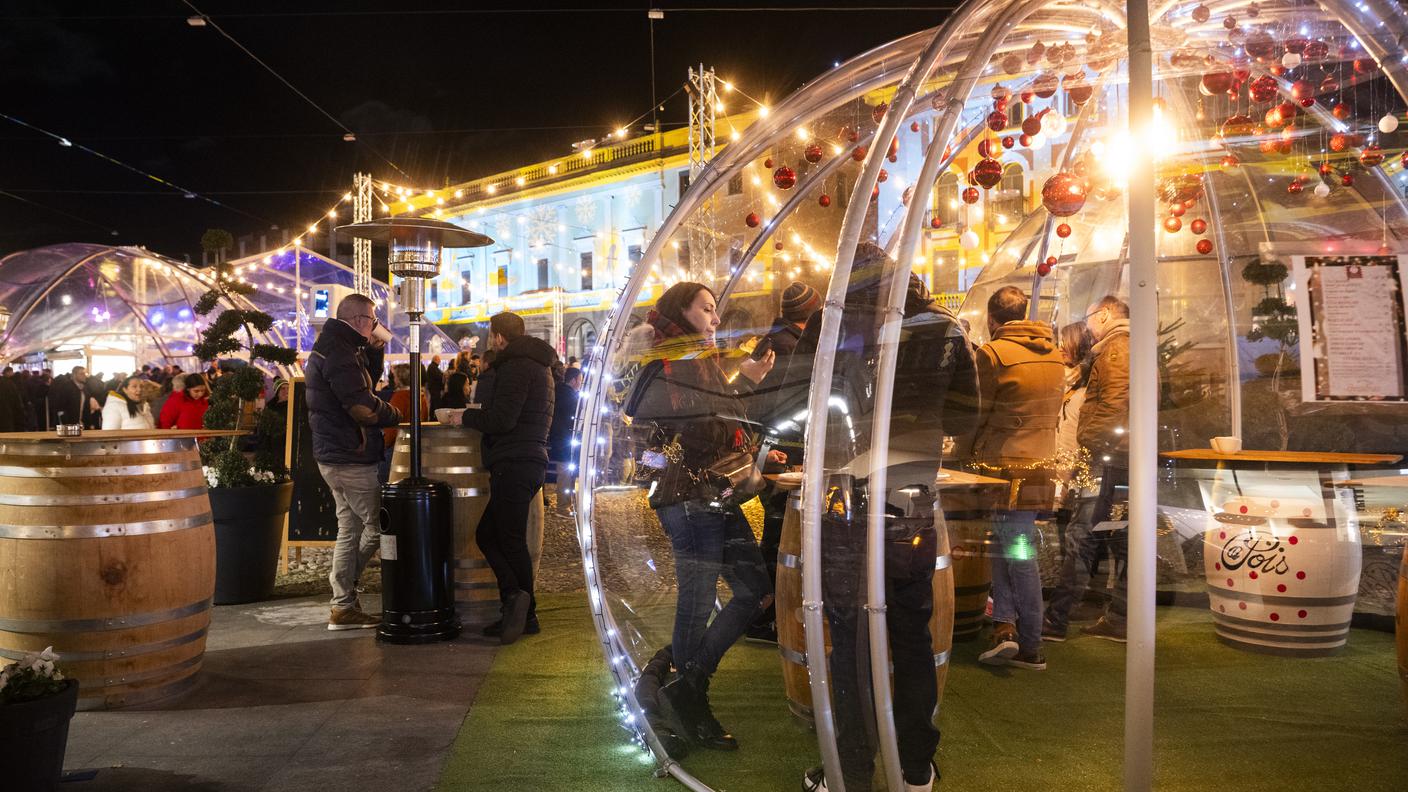 Prima di edizione di Winterland a Locarno, il villaggio natalizio in Piazza Grande: gastronomia e spazi di incontro 
