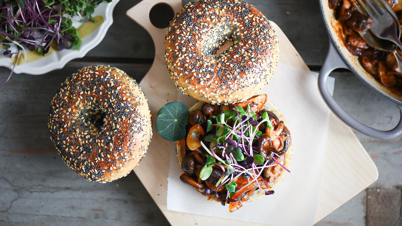 Bagel ai funghi Shiitake con salsa BBQ