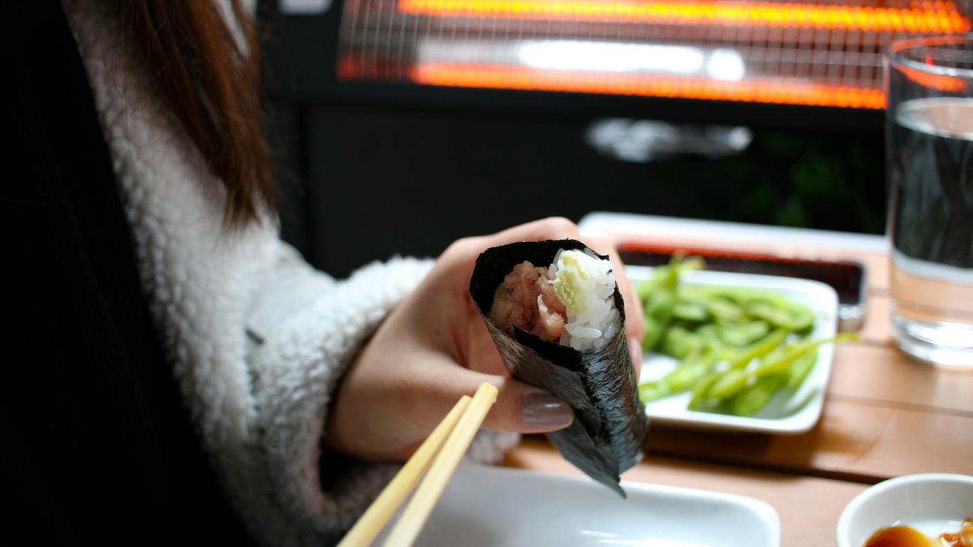 alga nori, sushi, giapponese, bacchette