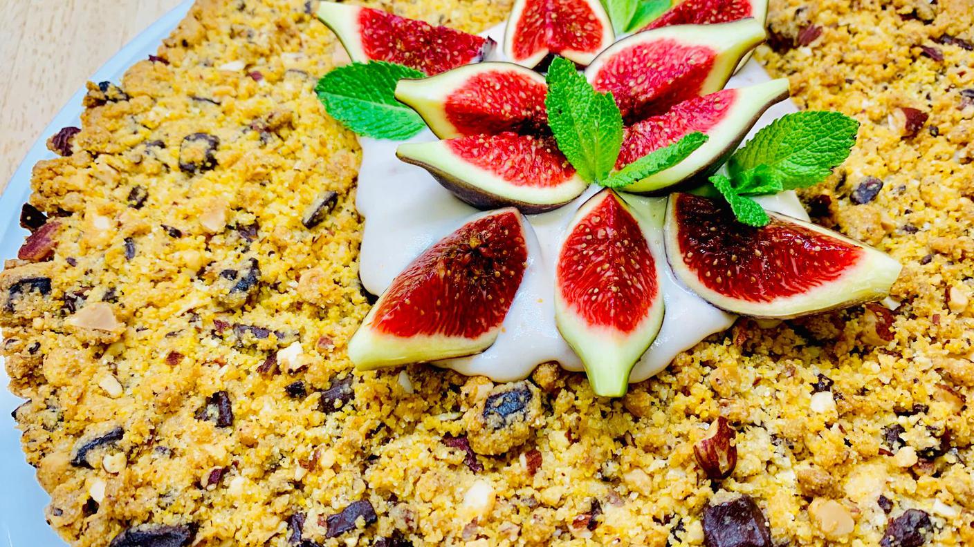 Torta sbrisolona al cioccolato con crema ai fichi