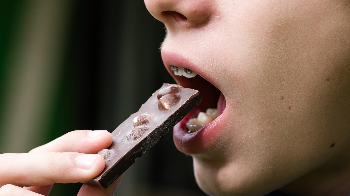mangiare cioccolato