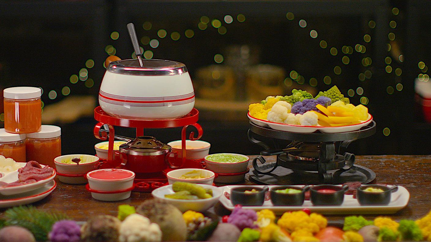 Fondue chinoise disposta in tavola