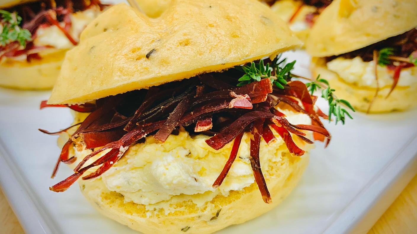 Panini di ceci al vapore farciti