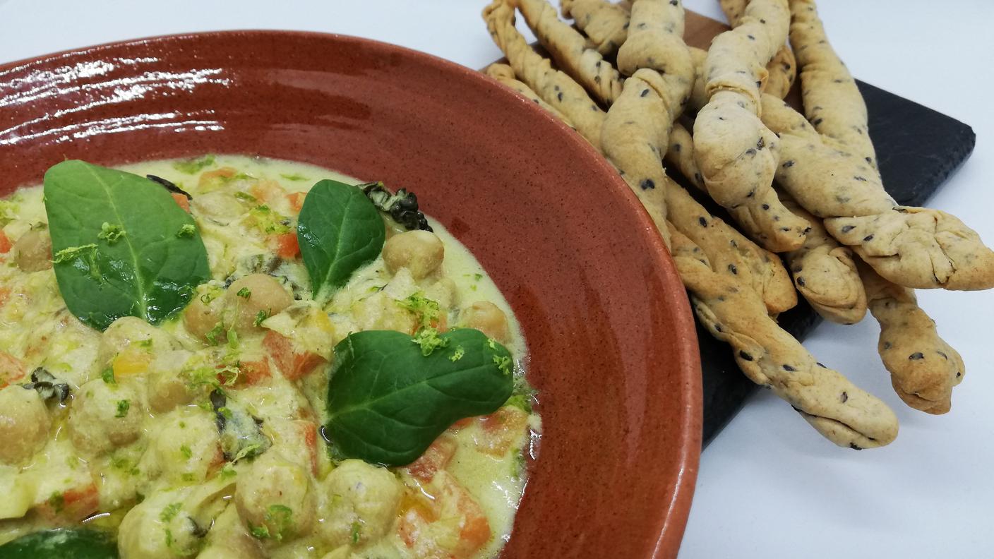 Curry di ceci e grissini al sesamo