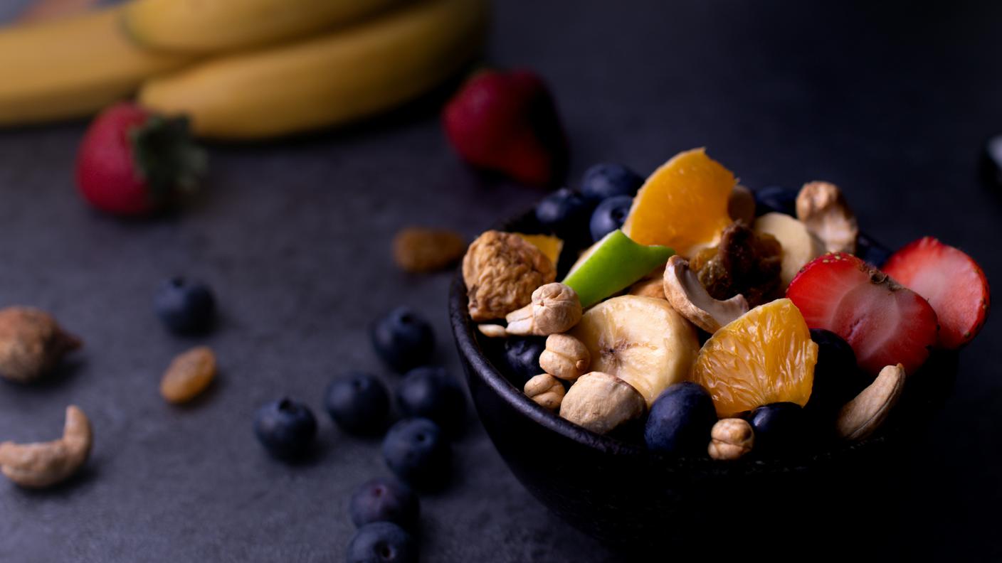 frutta secca, frutta, mirtilli, frutti di bosco, benessere