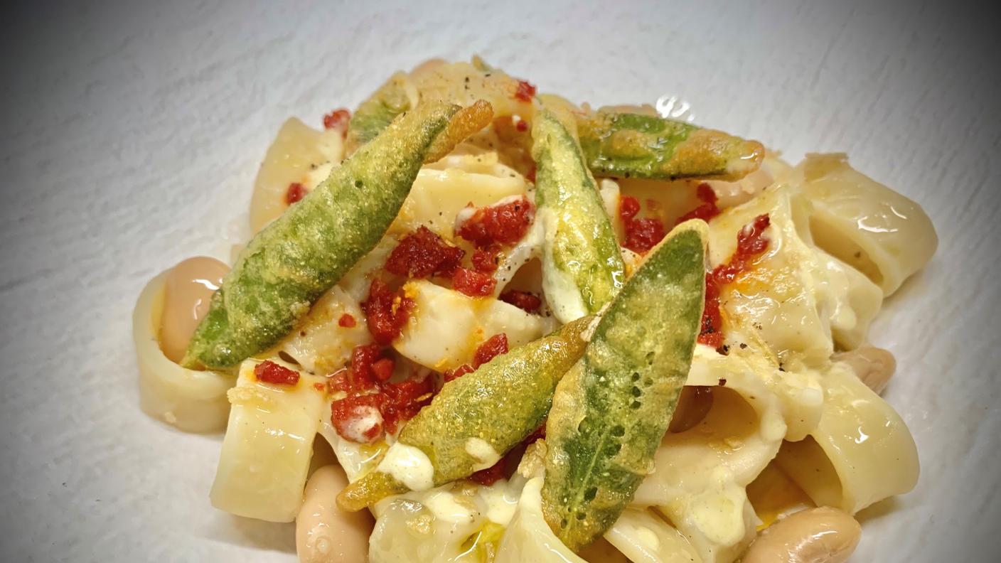 Pasta ai fagioli, chorizo e salvia