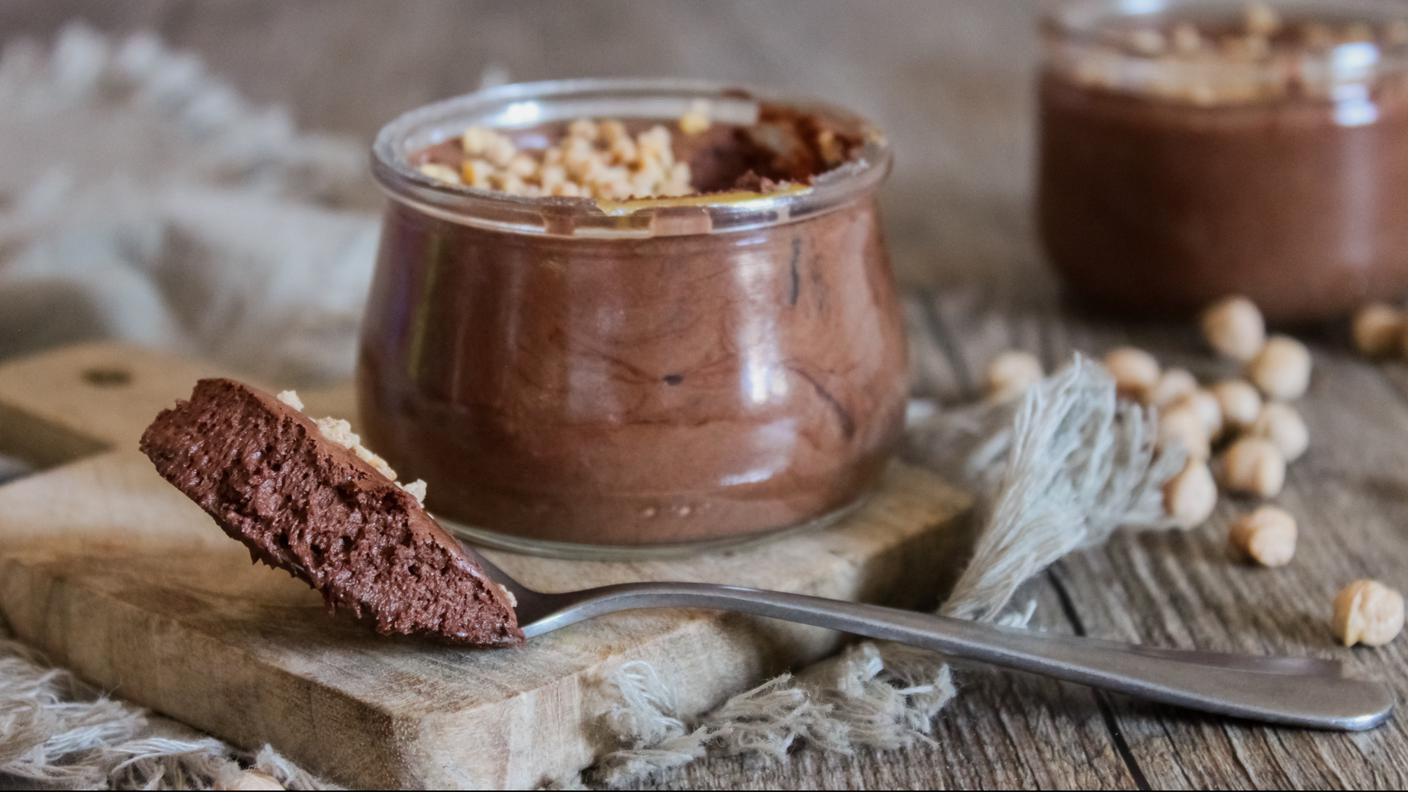 Mousse al cioccolato con aquafaba