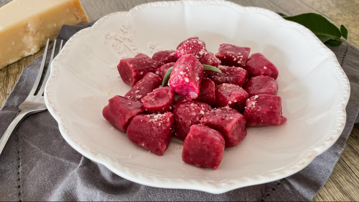 Gnocchi ricotta e barbabietola