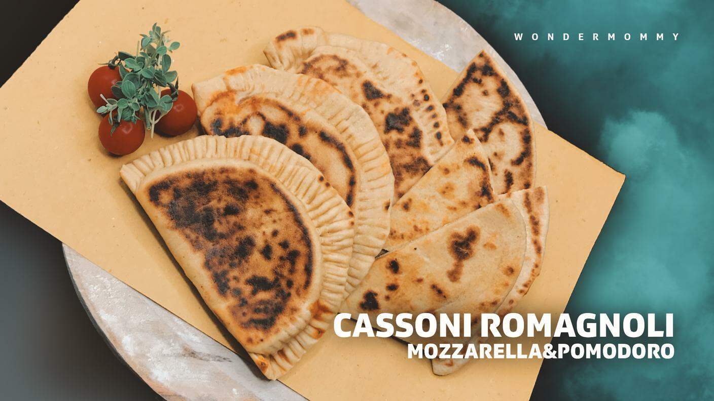 04 Cassoni romagnoli mozzarella e pomodoro