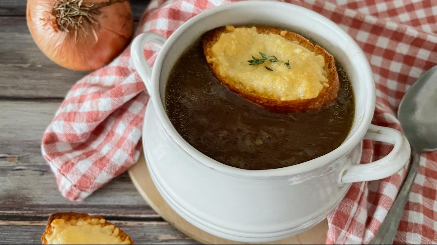 Zuppa di cipolle francese