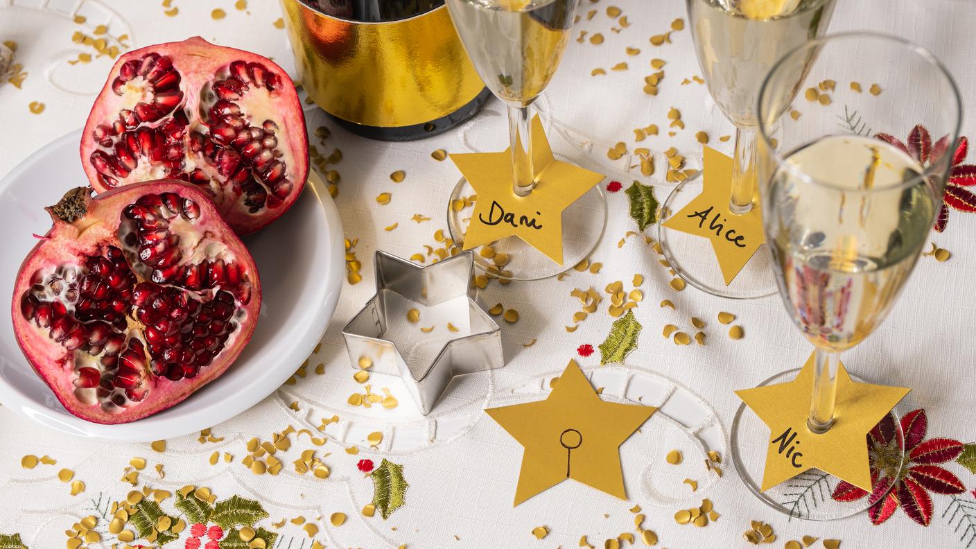 tavola capodanno - segna bicchieri