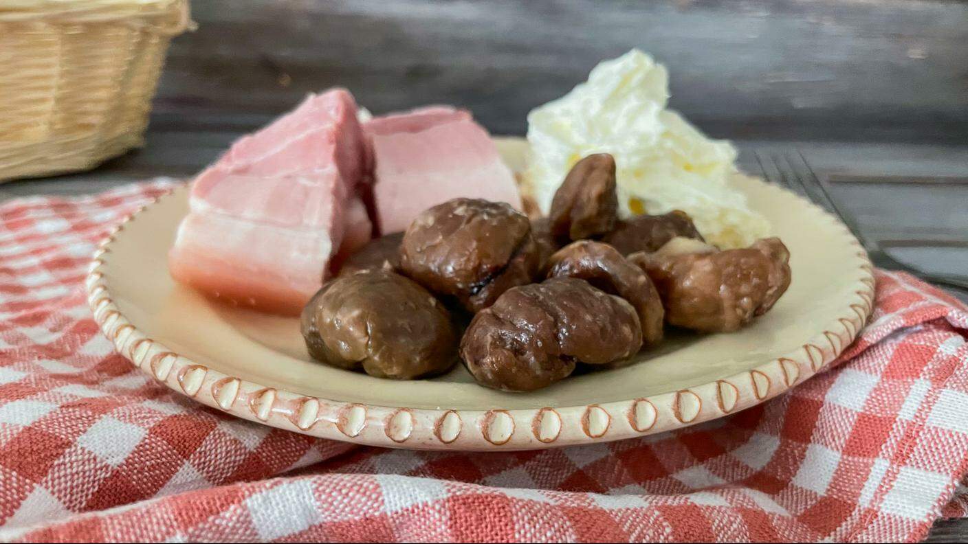 Castegna calendamerz - castagne, pancetta e panna