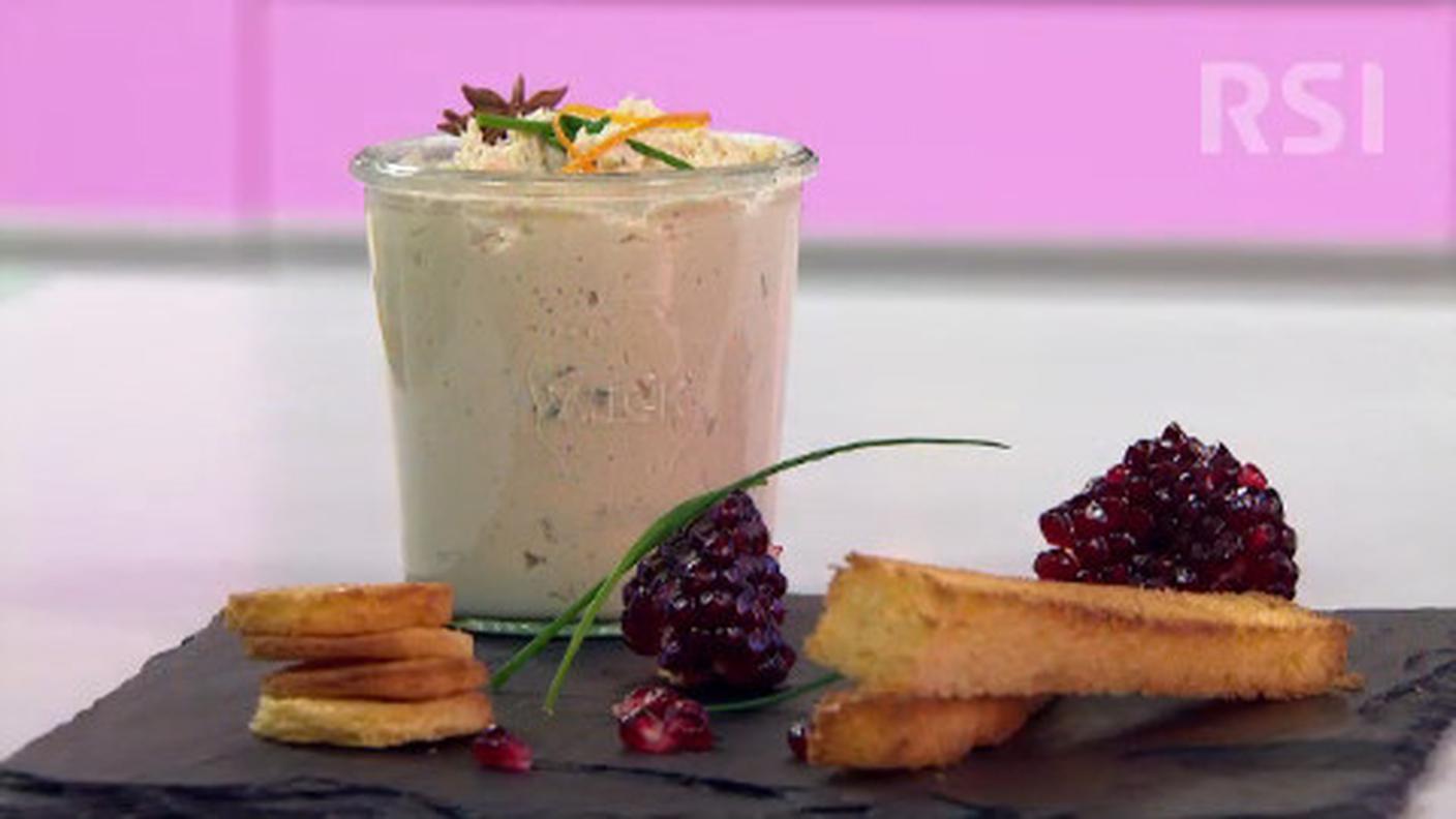Rillettes di cappone con toast di pandoro