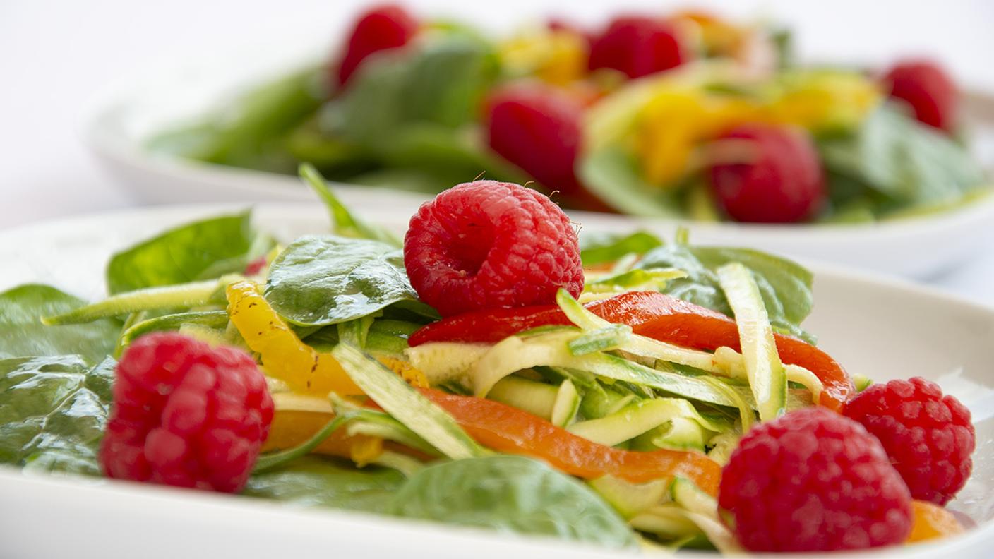 Insaladonia di peperoni e lamponi