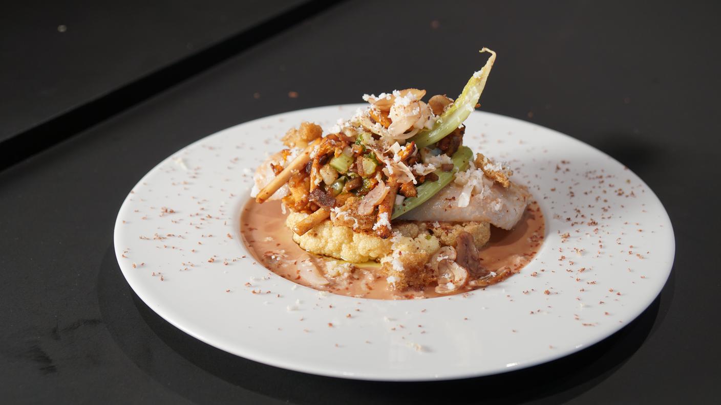 lucioperca con salsa al cioccolato