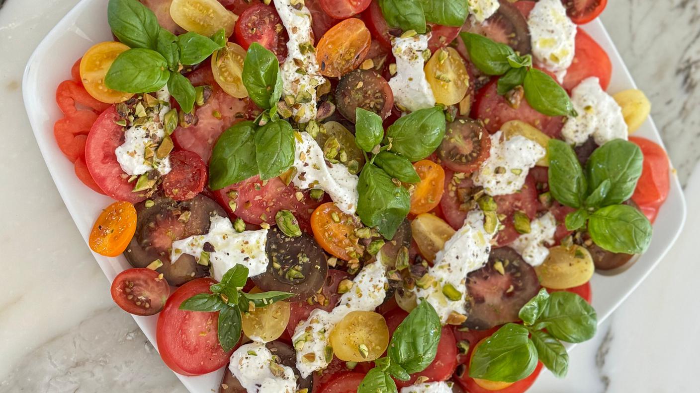 insalata pomodori burrata cherry
