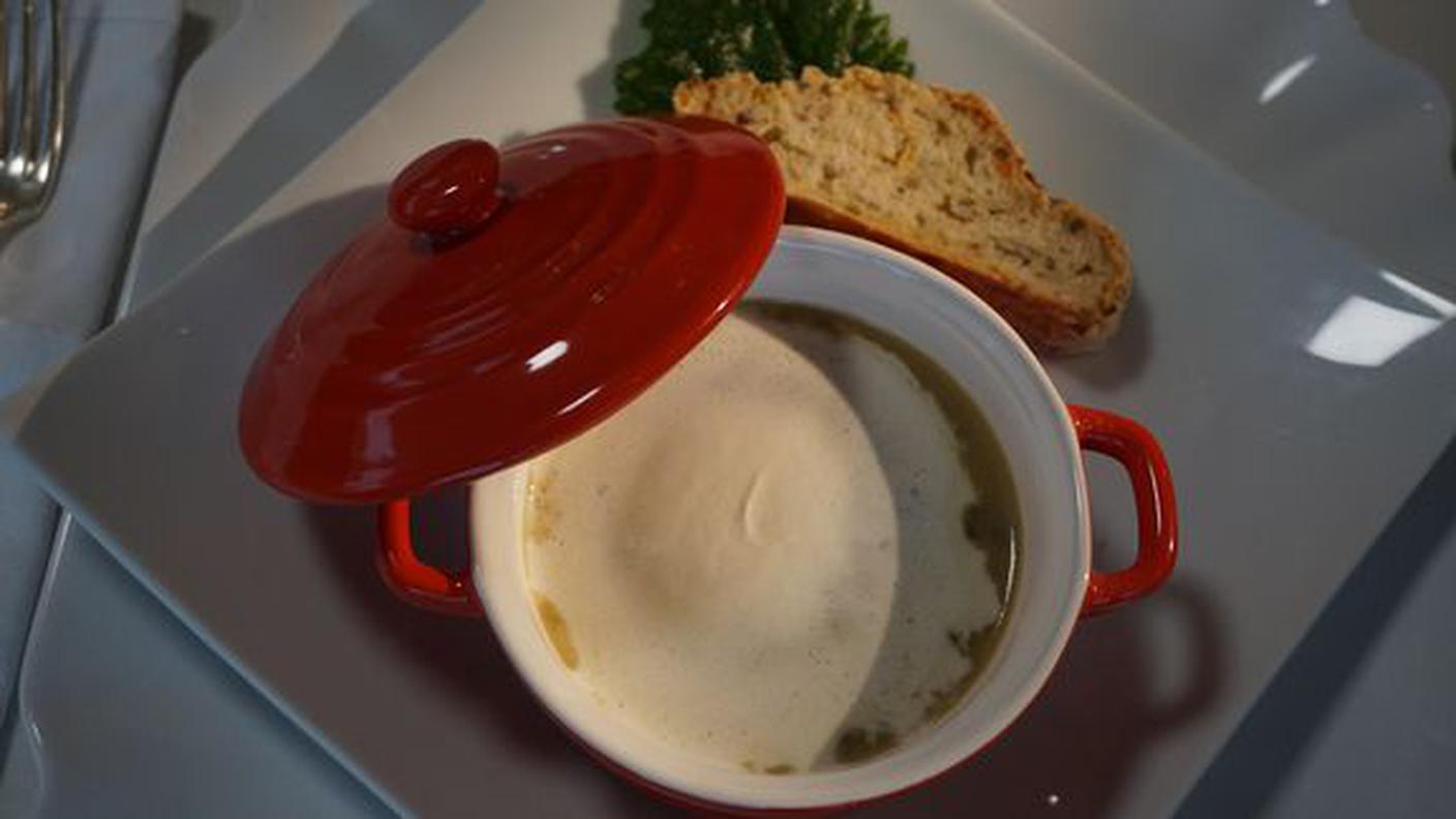 Antipasto di Lisetta Loretz Crameri: Zuppa di ortiche